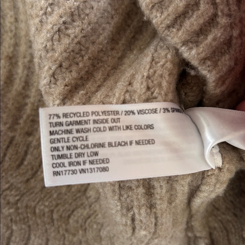 Universal Thread Crew Neck Sweater - image 3